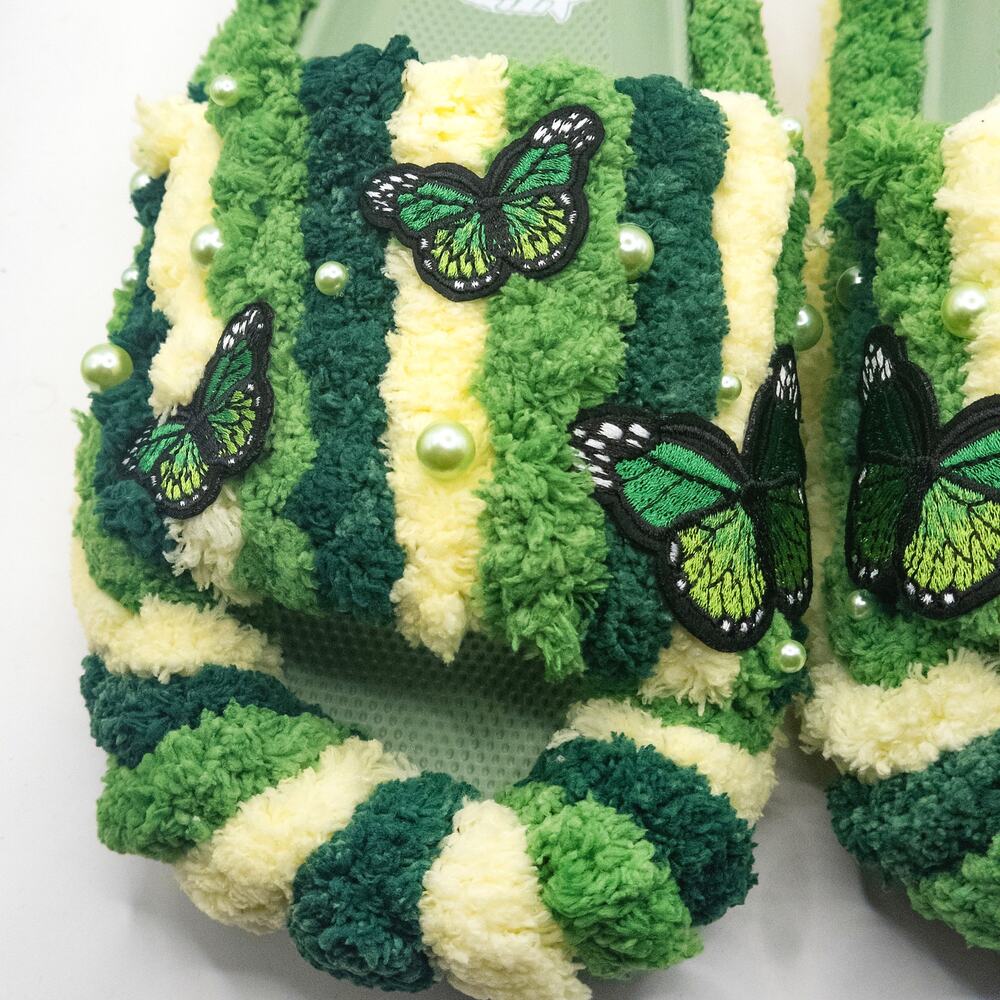 The Superstar Store Mother Nature Crochet Yarn Slides Green Size 9 Boho - Picture 4 of 9